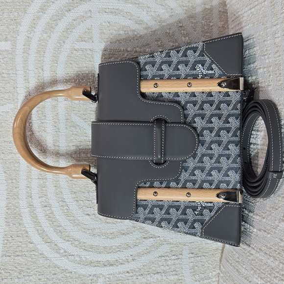 Goyard Handbags - GOYARD Grey  Saigon Structure PM Goyardine Palladium Hardware